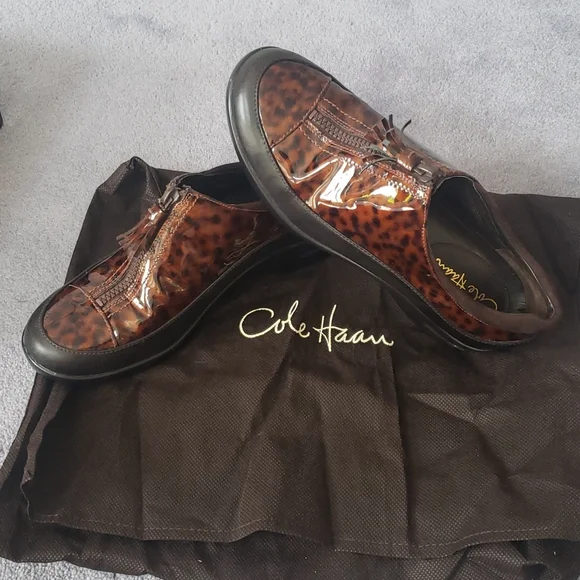 Cole Haan | Shoes | Cole Haan Waterproof Zippered Slipon  display picture 2